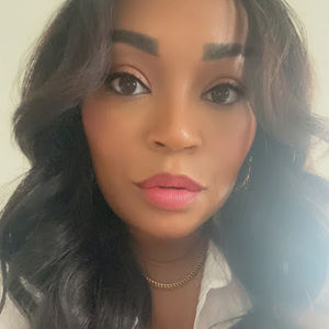 Meet your Posher, Kellie